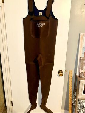 Stream Line PRO Waders Mens medium large Fly Fishing Stocking Foot Shoulder Stra